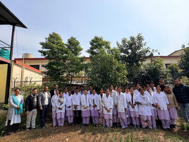 डिप्लोमा ईन फार्मेसी